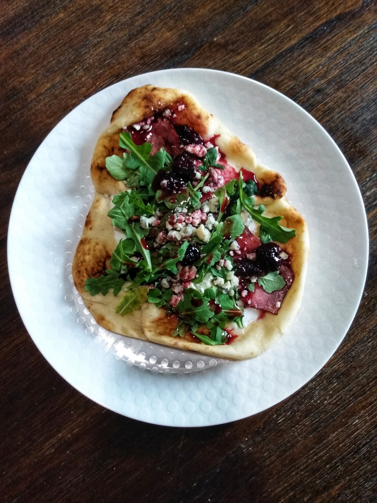 Bacon, Cherry-Balsamic, Arugula and Gorgonzola Naan&nbsp;Pizza